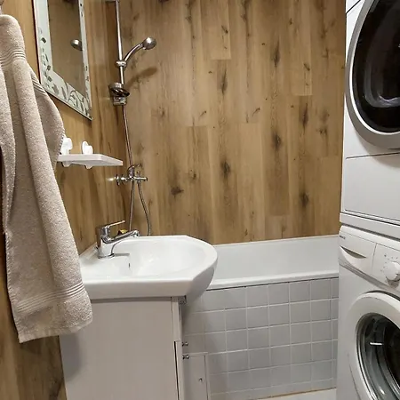 Karki Music דירה פופראד