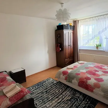 شقة Karki Music *